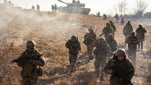 Ucrania afirma haber destruido 130 tanques rusos durante una “batalla épica” en Vuhledar