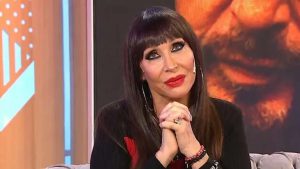 Moria Casán le respondió a la tuitera que la criticó por usar microbikini