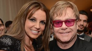 Britney Spears vuelve a la música de la mano de Elton John