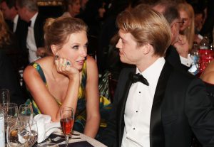 Taylor Swift y el actor Joe Alwyn confirmaron su separación