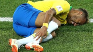 Preocupación en Brasil: Neymar sale del Lusail con una lesión en el tobillo derecho