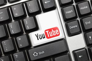 YouTube se enfrenta a la desinformación medica: los nuevos cambios que la plataforma trae a sus políticas