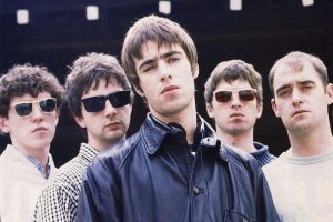 Oasis sorprende con el estreno de un nuevo video de ‘Acquiesce’