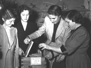 Un día como hoy el Senado de los Estados Unidos aprueba la enmienda que habilita el sufragio femenino