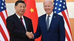 Joe Biden y Xi Jinping se reunen por primera vez