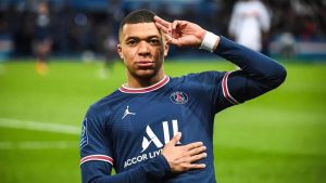 Kylian Mbappé anunció que no renovará su contrato con el PSG