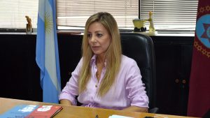 Flavia Royón mostró amplias expectativas por la exploración petrolera en la costa de Mar del Plata