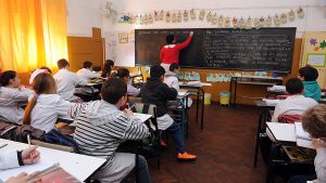 La provincia de Buenos Aires tendrá una hora más de clases