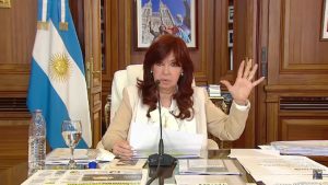 Multitudinaria marcha de militantes en apoyo a Cristina Kirchner