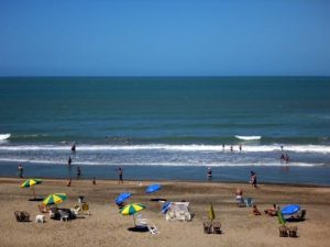Avanza el proyecto de ordenanza para delimitar los sectores aptos para fumadores en las playas de Mar del Plata