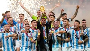 Lionel Messi y el Dibu Martínez vuelven a la Argentina: Ya está la lista de convocados para los amistosos de marzo