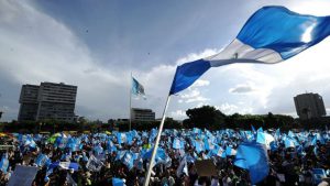 Siguen las manifestaciones en Guatemala y exigen la renuncia del presidente