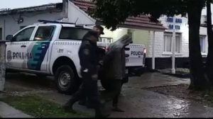 Encontraron a un hombre con pedido de captura en medio de un control de tránsito