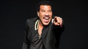 Un día como hoy: Lionel Richie cumple 74 años