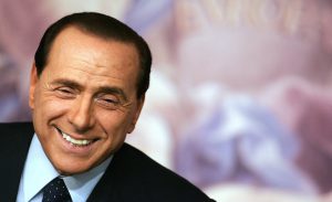 Despiden los restos de Berlusconi en Italia
