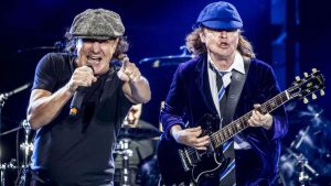 Un día como hoy: Brian Johnson se une a AC/DC