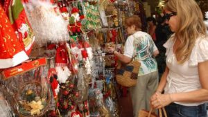 Cayeron las ventas navideñas en todo el país