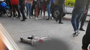 Violencia en la Primera Nacional: un muerto y varios heridos