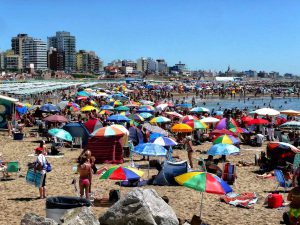Termina el fin de semana largo: Mar del Plata fue una favorita y se registraron 1,2 millones de turistas por todo el país