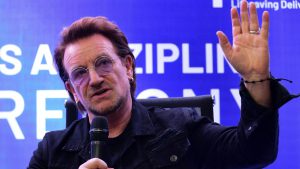 Bono cumple 63 años: La dura infancia que lo formó como activista por la paz