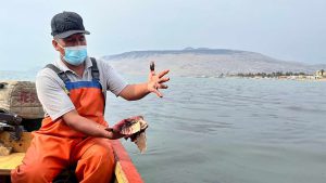 Los pescadores peruanos protestan por el vertido de la empresa española Repsol