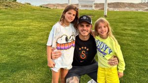 Mauro Icardi agasajó a sus hijas en el Día Internacional de la Mujer