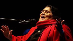 Mercedes Sosa, una de las mejores cantantes de la historia según la revista Rolling Stone