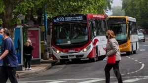 ¿Qué pasa con los colectivos?: Discuten el paro del miércoles y jueves