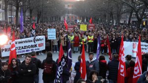 Eslovenia: el sector de la salud convoca a una huelga general por mejoras salariales
