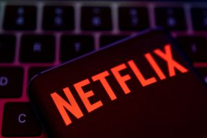 Netflix: ¿Cuánto habrá que pagar para utilizar la plataforma fuera de casa?