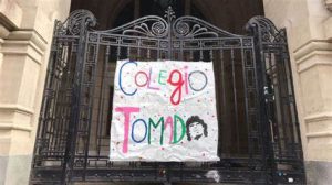 Alumnos del Colegio Nacional de Buenos Aires vuelven a tomar las instalaciones