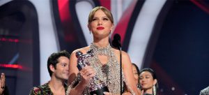 Taylor Swift se llevó el mayor galardón de la noche en los MTV VMAs 2022