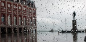 Alerta por fuertes lluvias en la ciudad: El clima en Mar del Plata