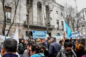 Los municipales no llegaron a un acuerdo con el Intendente Montenegro