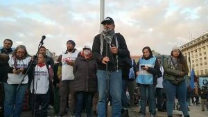 Acampe por tiempo indefinido frente al Ministerio de Desarrollo Social