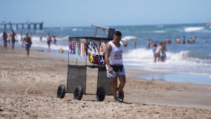 Vendedores ambulantes evaluaron el trabajo durante la temporada