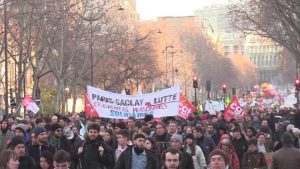 Francia: por octavo día consecutivo los manifestantes se expresaron contra la reforma de pensiones