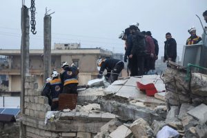 Turquía y Siria lamentan más de mil muertos tras un terremoto de magnitud 7,8