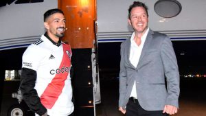 Llegó el día: Lanzini arribó a la Argentina para sellar su regreso a River