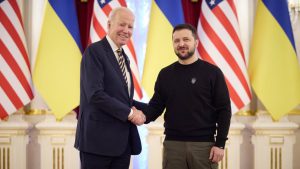 De Kiev a Varsonia, Joe Biden se reunió en Polonia con los representantes de la OTAN