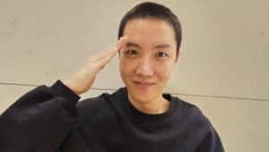 J-Hope de BTS se despide de sus compañeros y los fans para iniciar el servicio militar