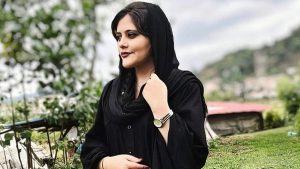 Irán eliminó la Policía de la moral tras las protestas por la muerte de Mahsa Amini