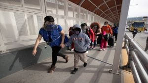 Estados Unidos: expulsan a cientos de migrantes de la localidad de El Paso