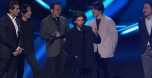 Game Awards 2022: un joven se subió al escenario para nominar a Bill Clinton