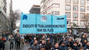 Trabajadores municipales acordaron un 8% retroactivo a diciembre