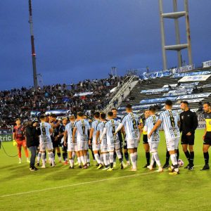 Primera Nacional: Alvarado cayó ante Almirante Brown