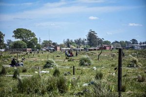 Tomas en Las Heras: Las familias quieren pagar los terrenos