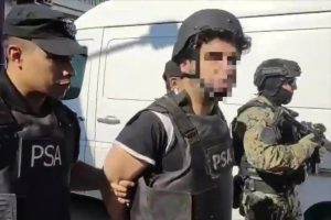 Trasladaron a los cuatro detenidos por el atentado a CFK a cárceles de máxima seguridad