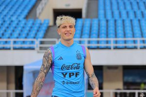 ¿Alejandro Garnacho podría ser titular en el próximo amistoso de la Selección Argentina?