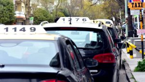 Se pone en marcha el horario rotativo y obligatorio para taxistas en Mar del Plata